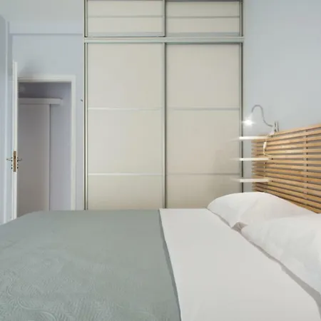 Apartamento Live Like A Local, Next To Acropolis! Atenas Exterior foto