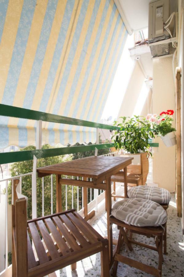 Live Like A Local, Next To Acropolis! *